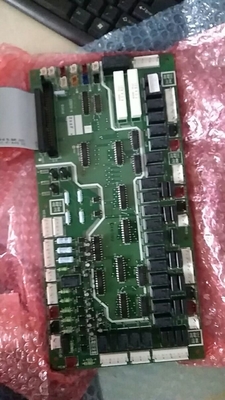Hitachi screw chiller PCB I/O board   G7B00100A