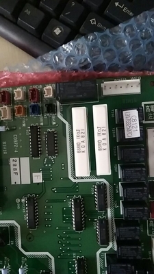 Hitachi screw chiller PCB I/O board   G7B00100A